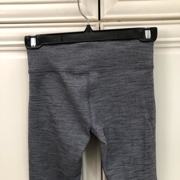 Reversible crop Ivivva by Lululemon leggings - Picture 13 of 15
